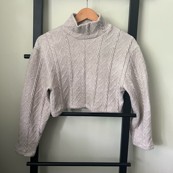 Zara Cable-Knit Sweater Beige (S) - Picture 6 of 10